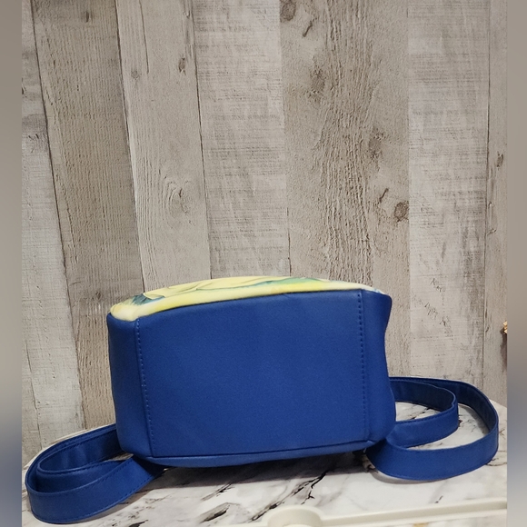 🪻Disney Loungefly Snow White and the Seven Dwarfs scene mini backpack🪻🎒 NWOT - Picture 6 of 6